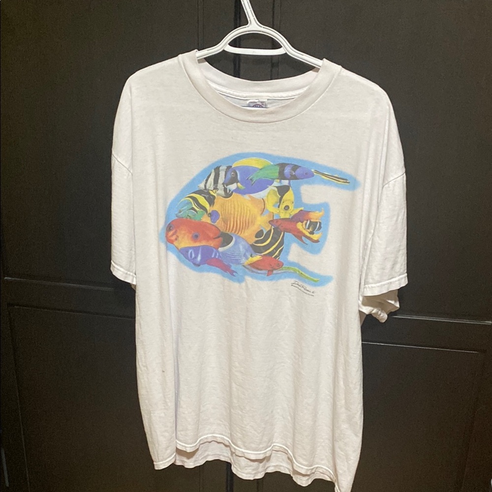 Men's Delta Vibrant Fish Design T-Shirt